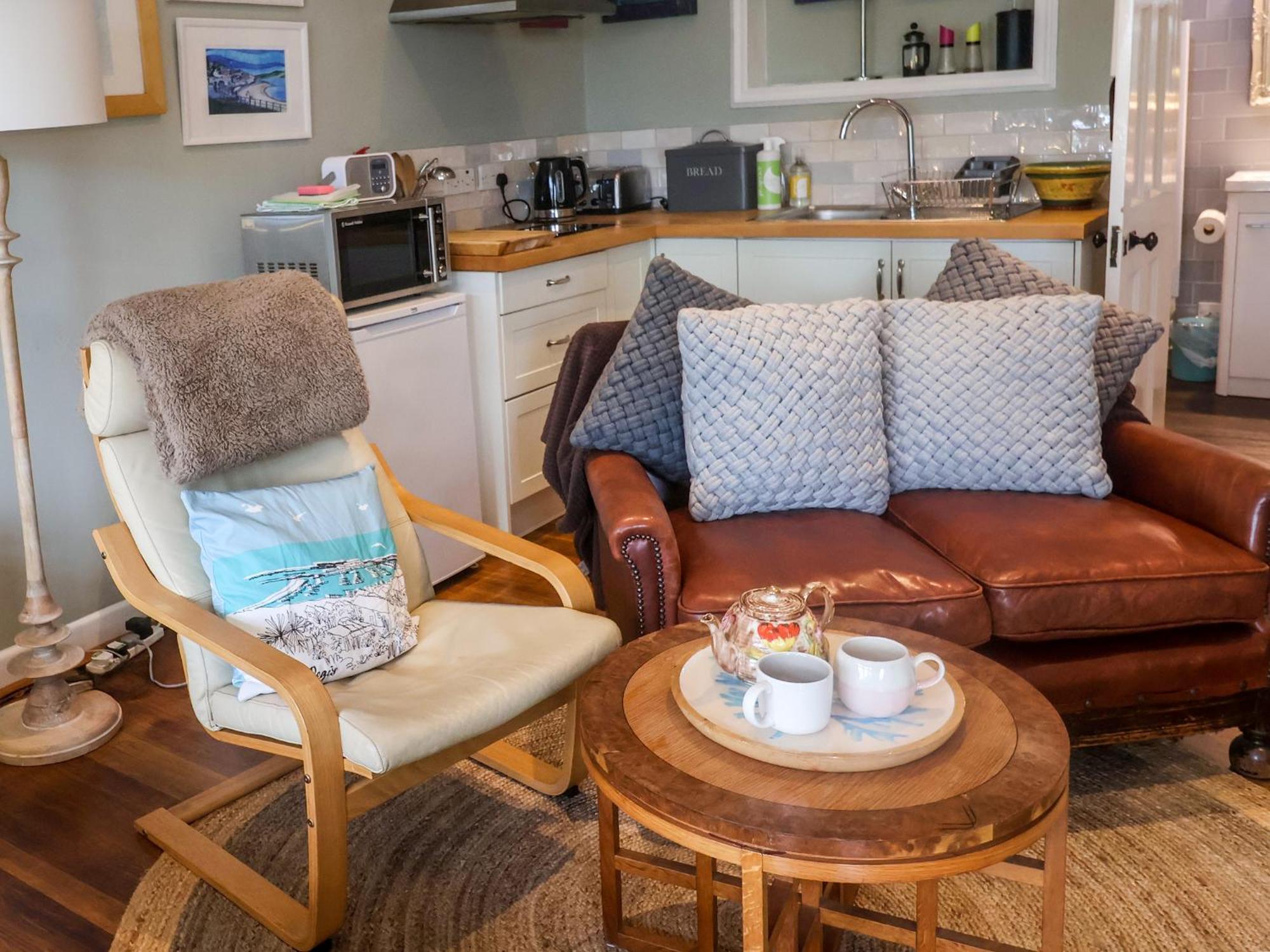 The Apartment At Queen Anne'S Lodge Lyme Regis Extérieur photo